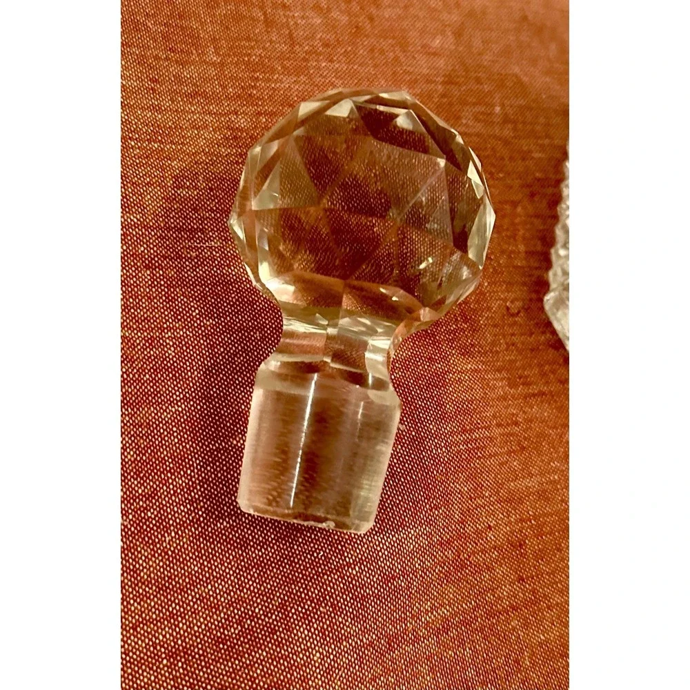 Vintage Square Pressed Glass Decanter – Starburst & Diamond Point Design‎
